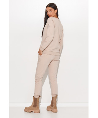 Dresowy komplektas moteriskas su antsiuvu ant rękawie sviesus beż NU379