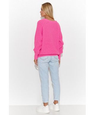 Prosty megztinis moteriskas su iskirpte  serek sviesiai rozine S140