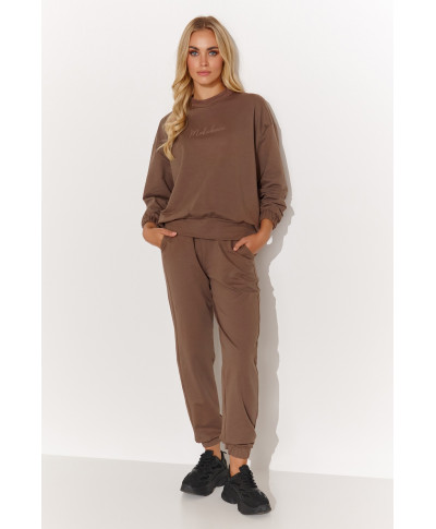 Minimalistyczny moteriskas komplektas dresowy sokoladinis M804