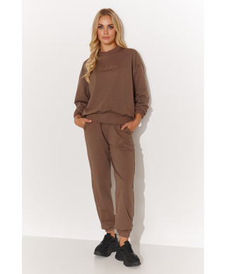 Minimalistyczny moteriskas komplektas dresowy sokoladinis M804