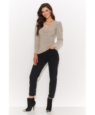 aptempta palaidine moteriska pustomis rankovemis sviesus beż NU461