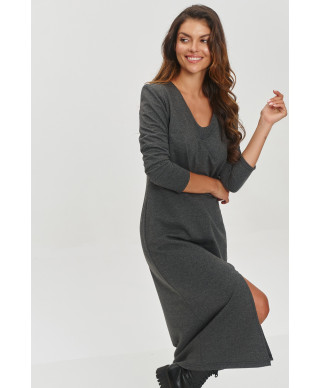 Džemperkleita ar šķēlumu priekšpusē grafīta melanžs M845