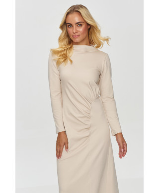 Drapēta kleita ar apkakli gaiši bēša M847