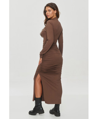 aptempta suknele su drapowaniem sokoladine M841