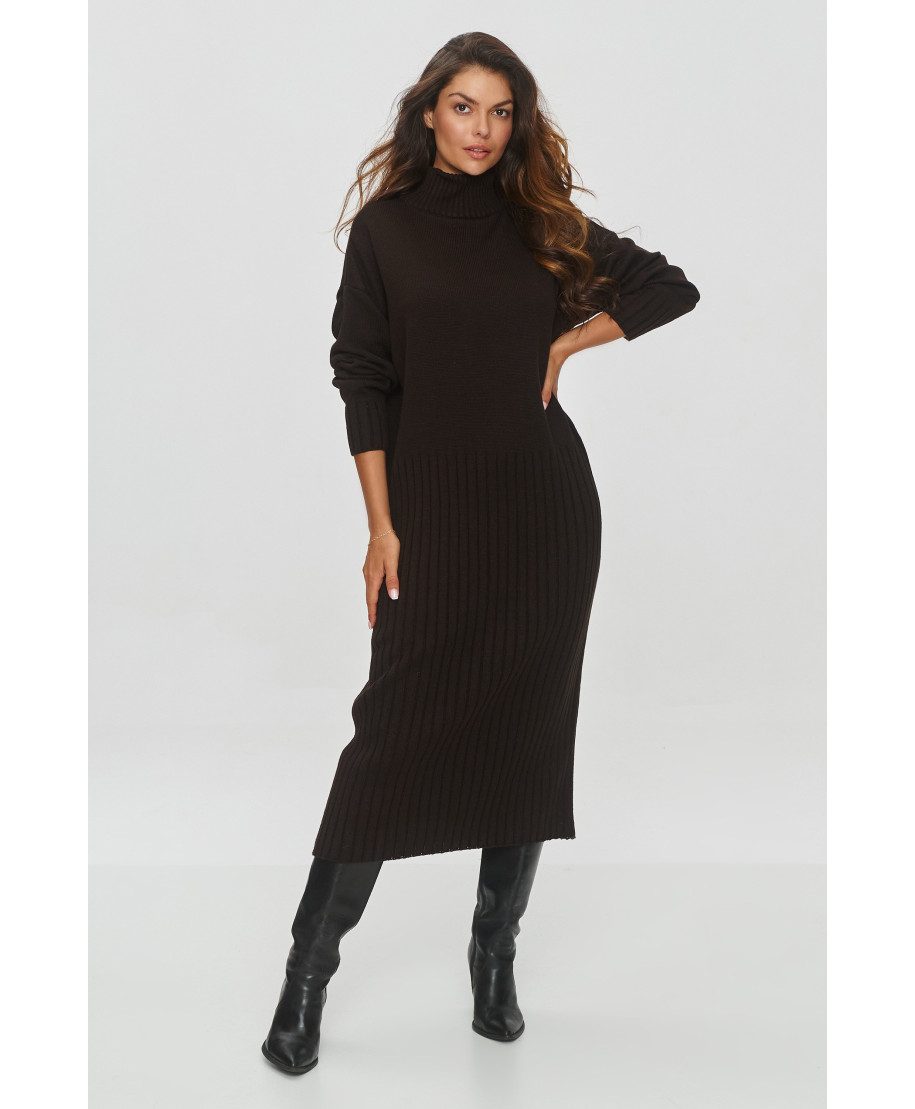 Trikotāžas midi kleita ar golfu šokolādes S154