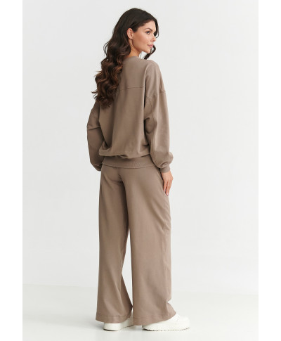 komplektas dresowy su szerokimi nogawkami ir haftowaną aplikacją moka M890