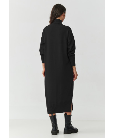 suknele swetrowa midi su półgolfem juoda S166