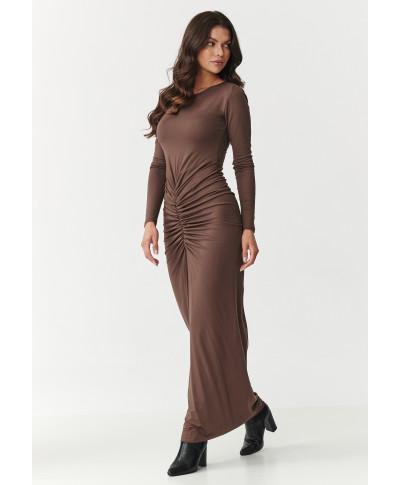 aptempta maxi suknele sokoladine M898