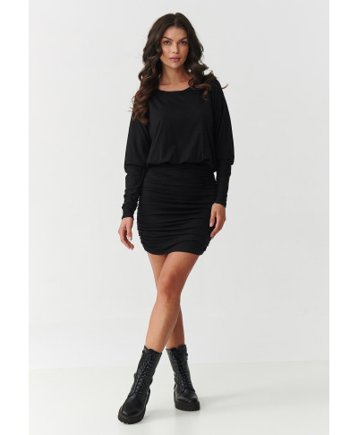 suknele mini su marszczeniem ir luźną górą juoda M900