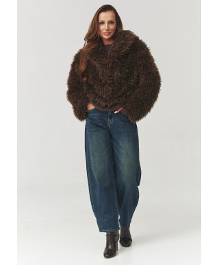 kailine striuke moteriska ruda C1