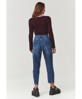 palaidine moteriska su iskirpte karo bordo C10