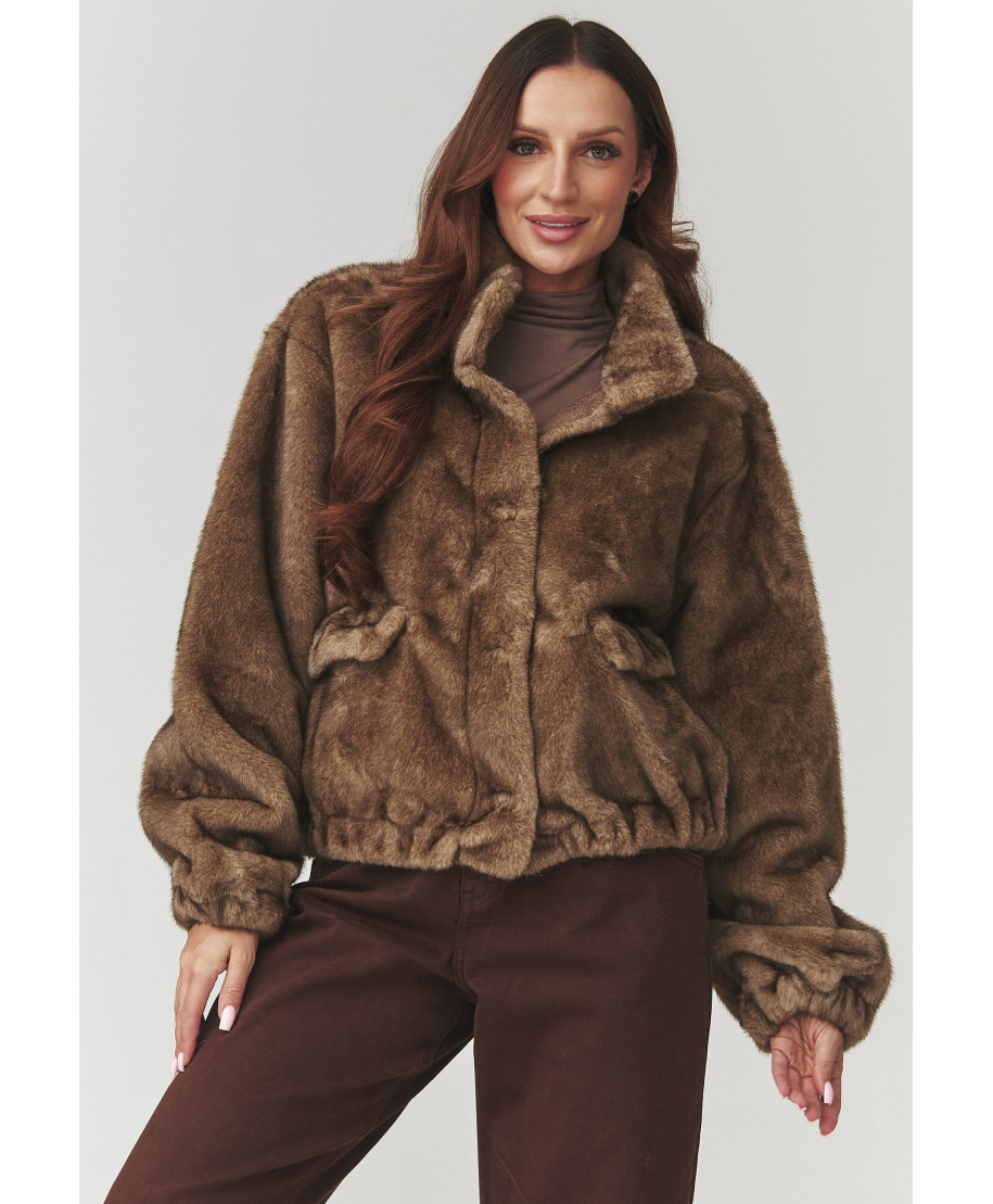 moteriska striuke su miękkiego futerka moka C28