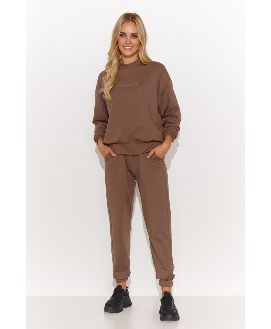 Minimalistyczny moteriskas komplektas dresowy sokoladinis M804