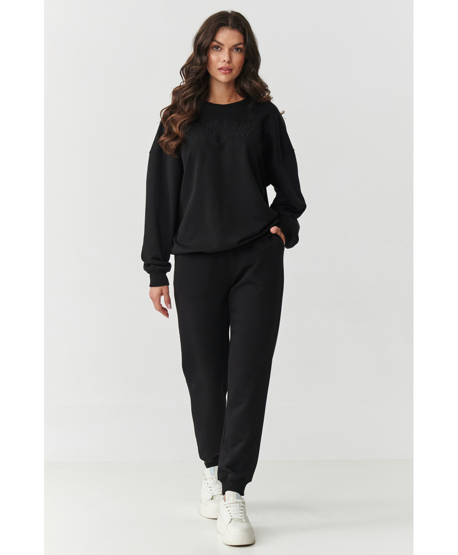 komplektas dresowy su haftowanym logotipu juodas M889