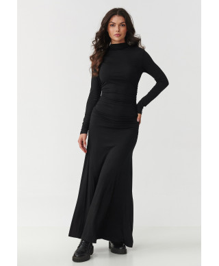 suknele maxi su golfu ir marszczeniem juoda M897