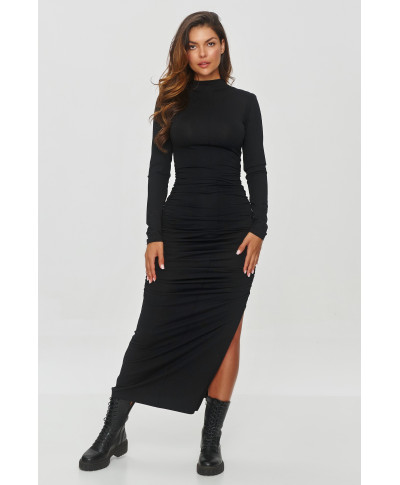 Pieguļoša kleita ar drapējumu melna M841