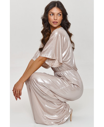 Metālisks kombinezons ar dekoltē gaiši bēšs M884