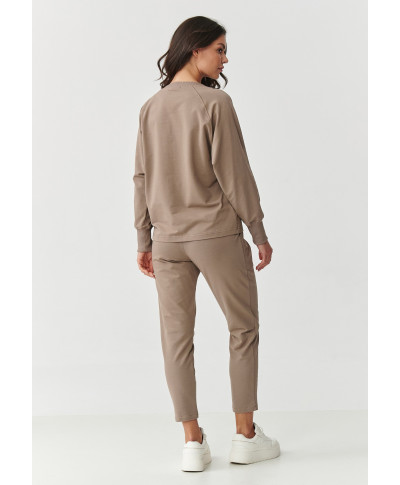 Brīvs treniņtērpa komplekts moka M888