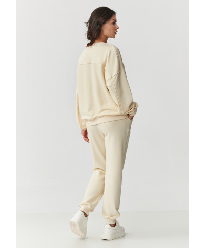 Treniņtērpu komplekts ar izšūtu logo vanilla M889