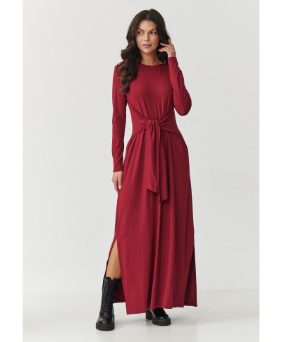 suknele moteriska maxi is viskozes su risimu per liemeni ir rozcięciami po bokach bordo M894