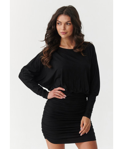 suknele mini su marszczeniem ir luźną górą juoda M900