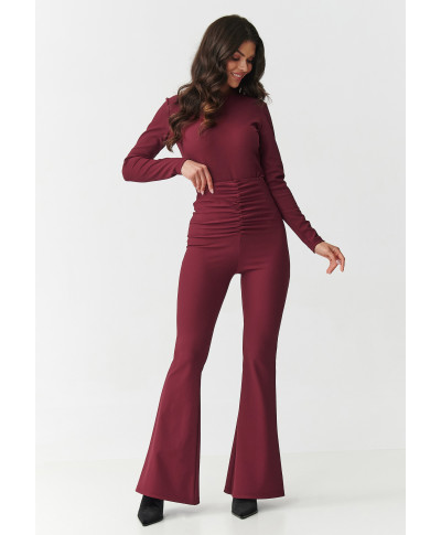 elegantiskas komplektas su prążkowanego materiału bordo M893