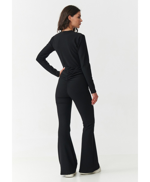 Elegants sieviešu komplekts no svītrainas auduma, melns M893
