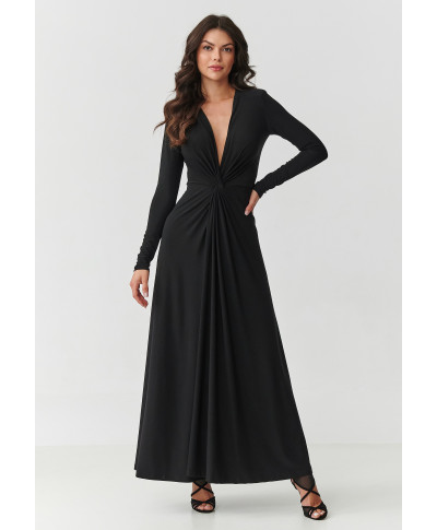 suknele maxi su iskirpte  serek ir marszczeniem juoda M906