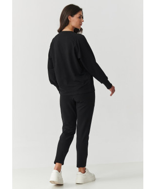 Dresowy komplektas o luźnym kroju juodas M888