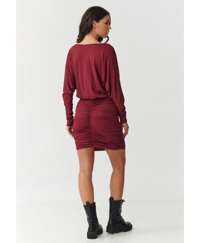 suknele mini su marszczeniem ir luźną górą bordo M900