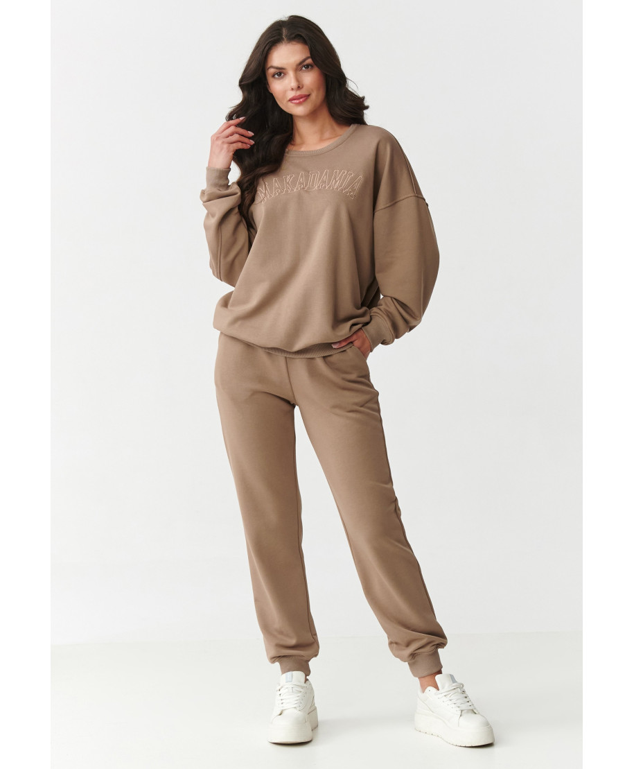 Treniņtērpa komplekts ar izšūtu latte logotipu M889