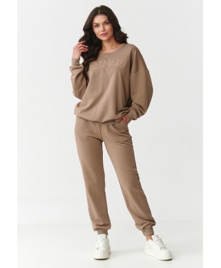 Dresinis komplektas su siuvinėtu latte logotipu M889