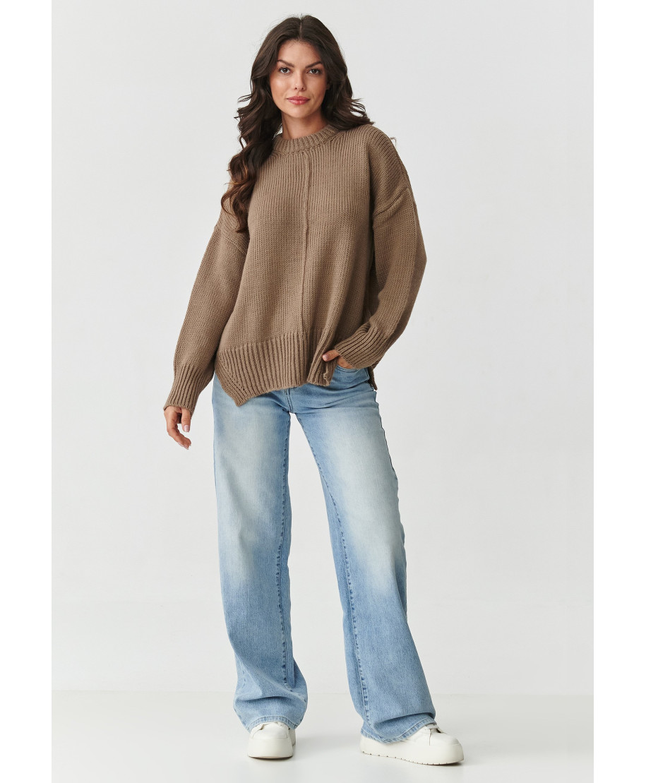 Megztinis moteriškas didelis su siūle kapučino spalvos S159