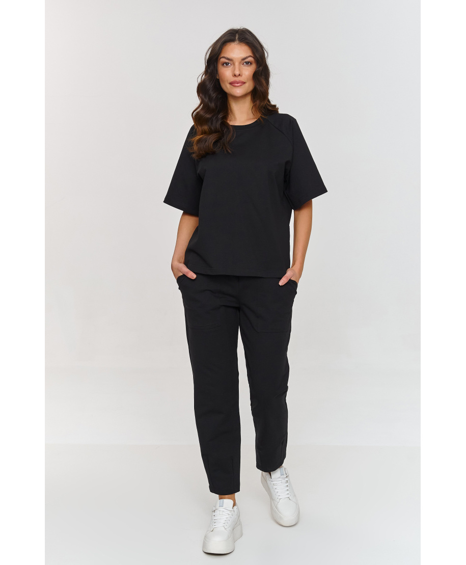 Dresowy komplektas su luźną bluzką ir klasycznymi spodniami juodas M865