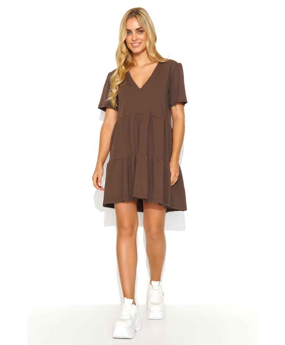 Zwiewna suknele trumpomis rankovemis sokoladine M819