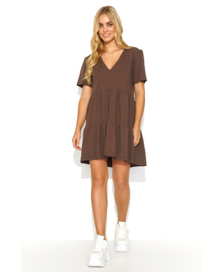 Žavinga suknelė trumpomis rankovėmis šokoladinė M819