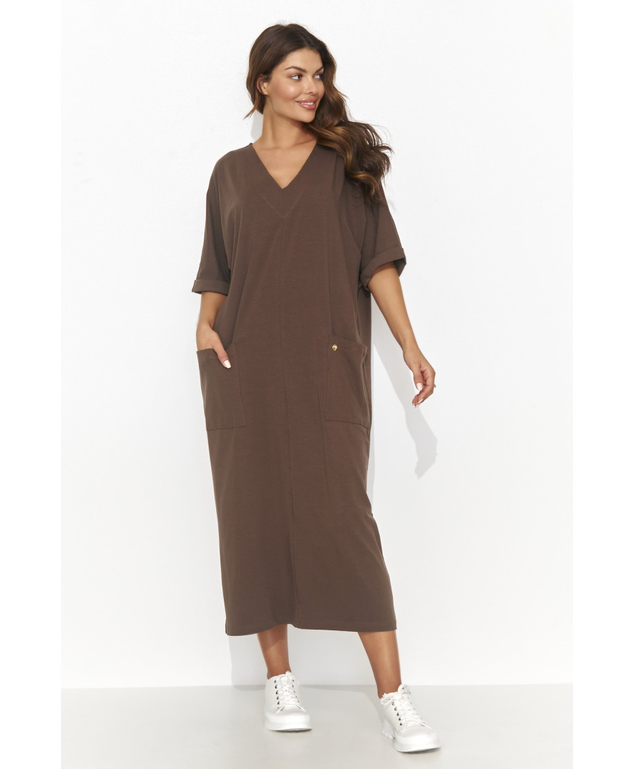 laisva ilga suknele su kisenemis sokoladine NU473