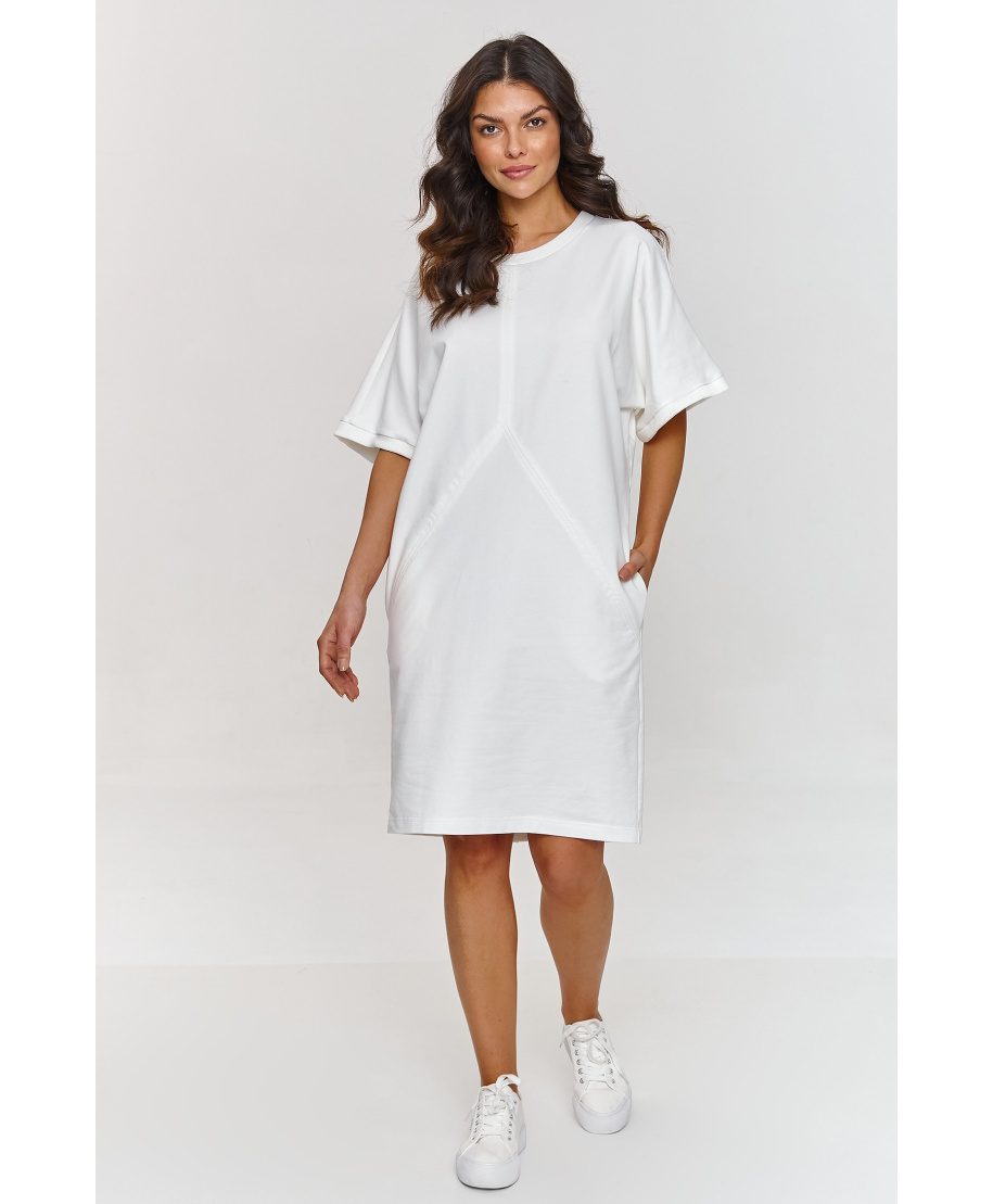 suknele su krótkimi, szerokimi rękawami śmietankowa M864