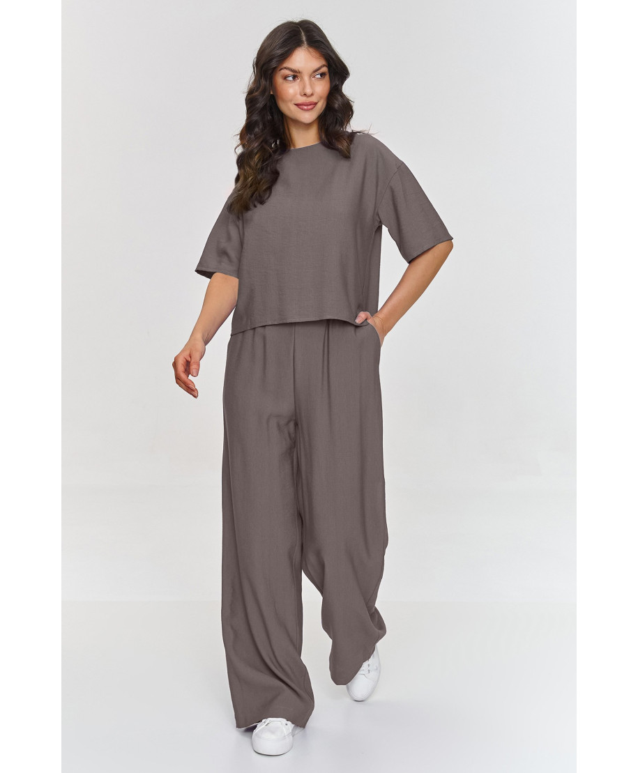 Elegantiškas komplektas su plačiomis kelnėmis mokos spalvos M881