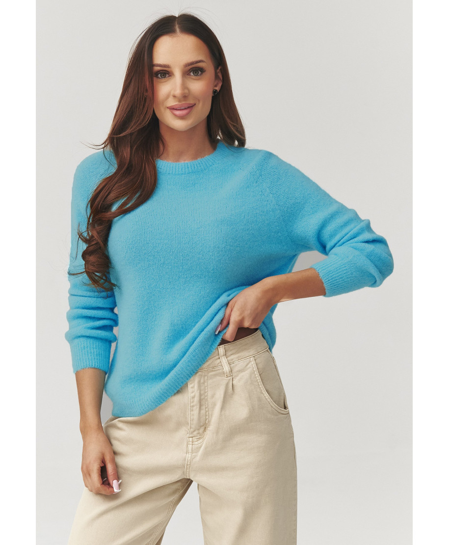 Mīksts sieviešu džemperis ar apaļu kakla izgriezumu gaiši zils C40