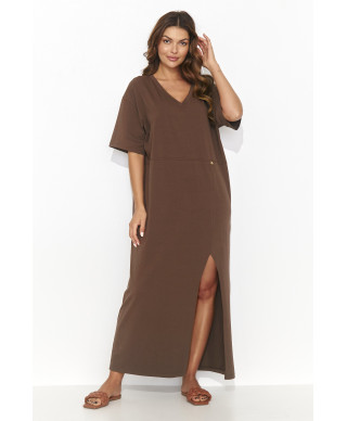 medvilnine maxi suknele oversize su skiliu sokoladine NU466