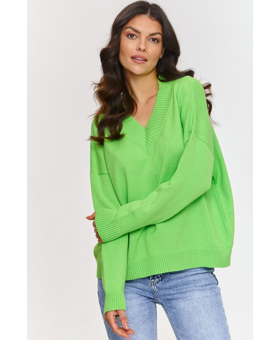 Klasikinis viskozės megztinis su V formos iškirpte, žalios spalvos S158