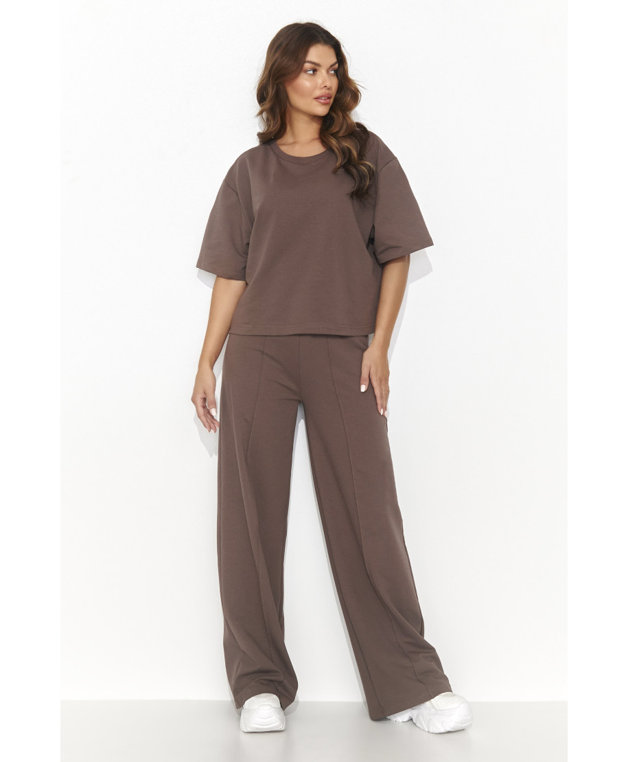 Moteriškas šokolado spalvos sportinis kostiumas NU475