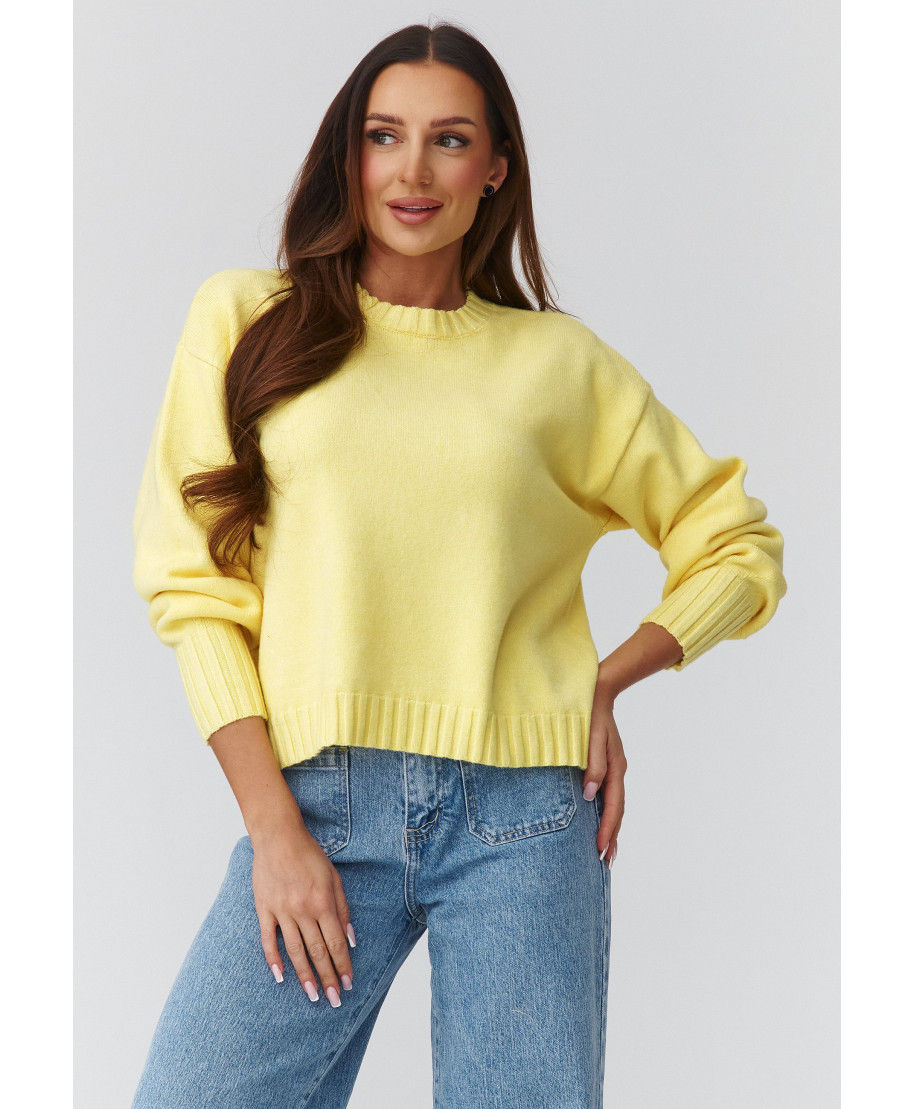 Megztinis moterims oversize – minkštas, klasikinis geltonas C43