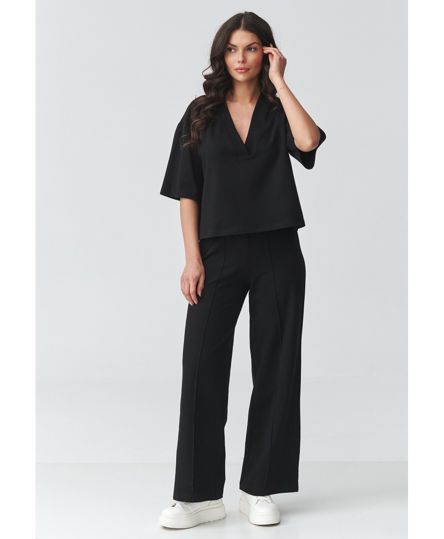 Moteriškas komplektas su plačiomis kelnėmis juodas M921