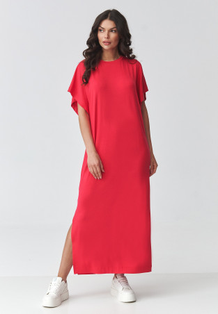 laisva suknele maxi su skiliu malinowa M927