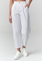 Jeansy mom fit su wysokim stanem białe C52