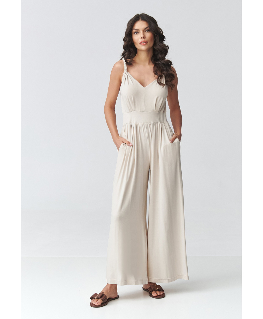 Elegantiškas moteriškas kombinezonas su petnešėlėmis šviesiai smėlio M925