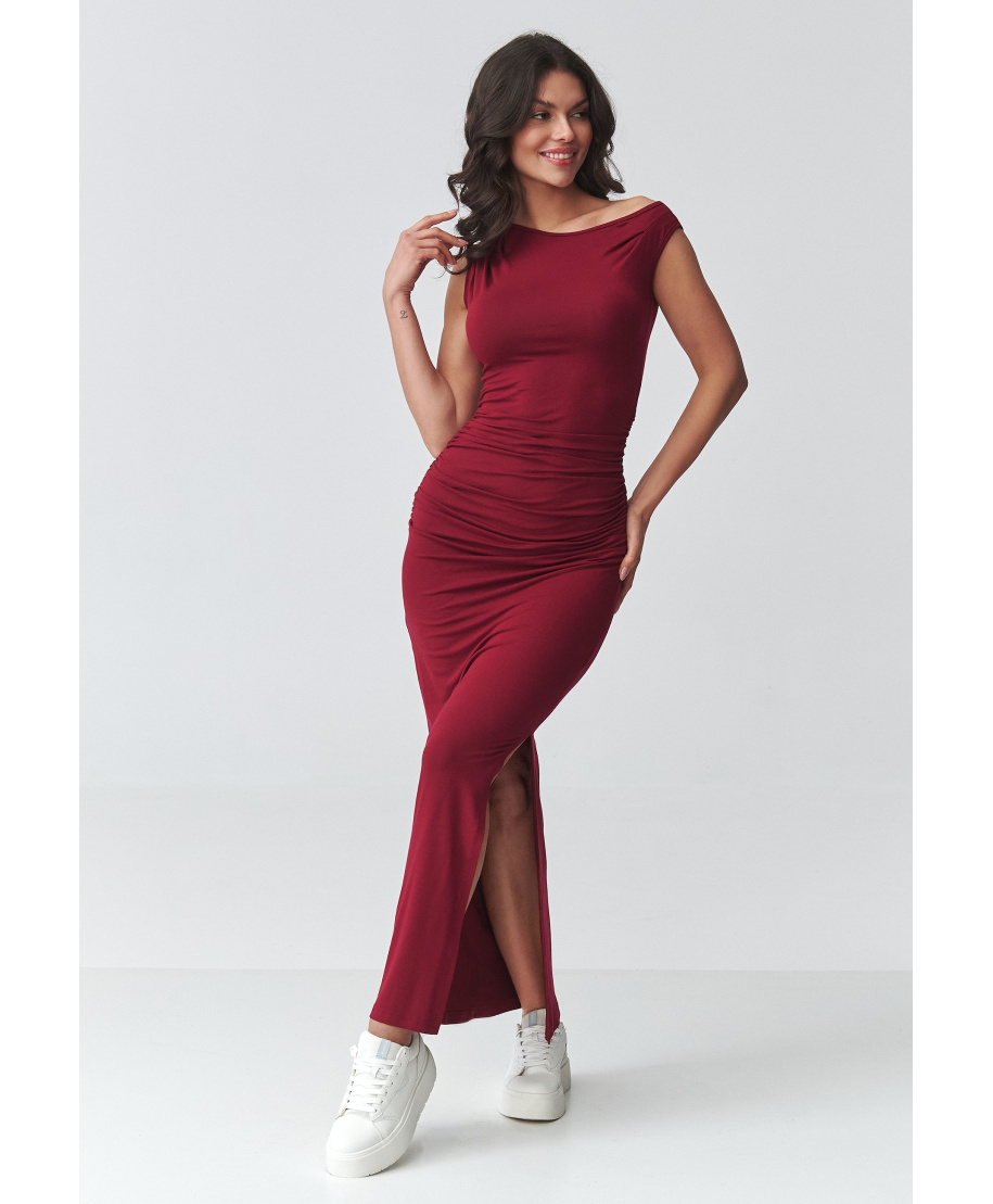 suknele maxi su marszczeniem ir rozcięciem bordo M928