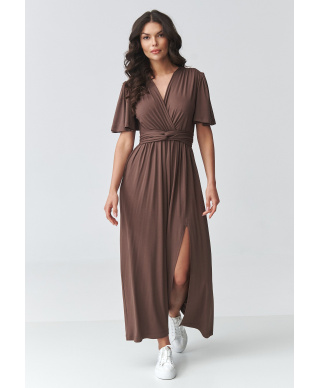 suknele maxi su kopertowym iskirpte mleczna czekolada M929